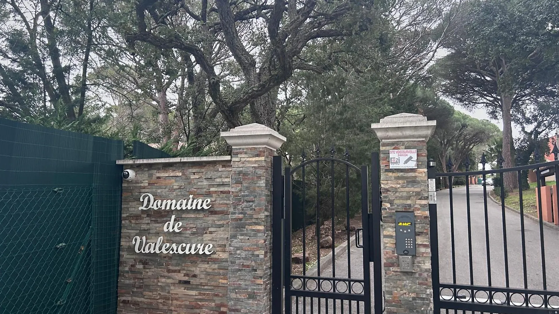 Domaine Valescure St Raphael Piscine Golf Apartment Saint-Raphael  France